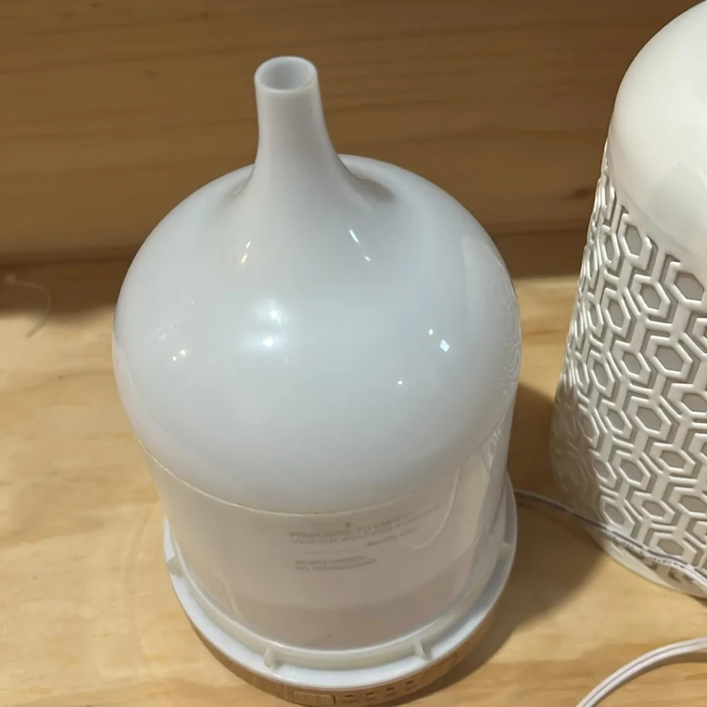 White Ceramic Aromatherapy Diffuser with a bottle of FOCUS essential oil